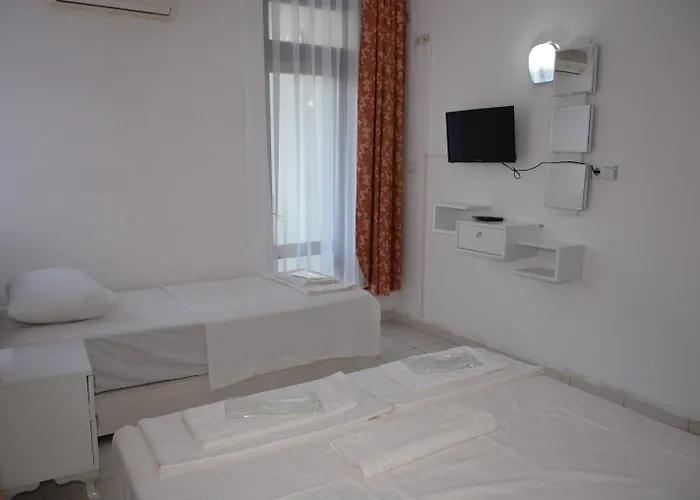 Hotel &